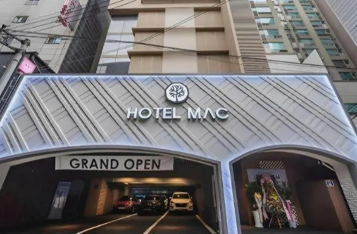 Hotel Mac